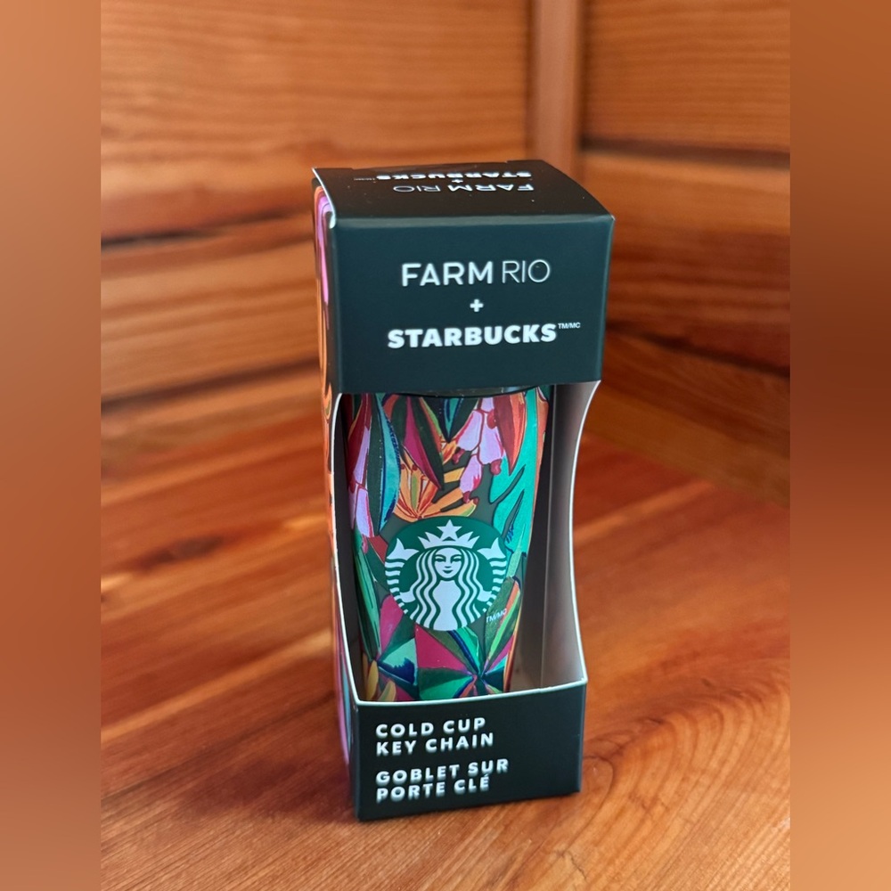 Starbucks x Farm Rio Keychain – Banana Leaves Mini Cold Cup Summer 2025 release